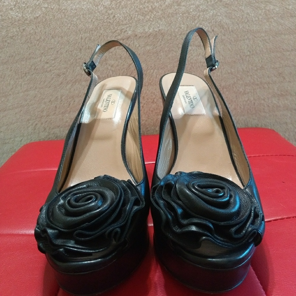 Valentino wedge